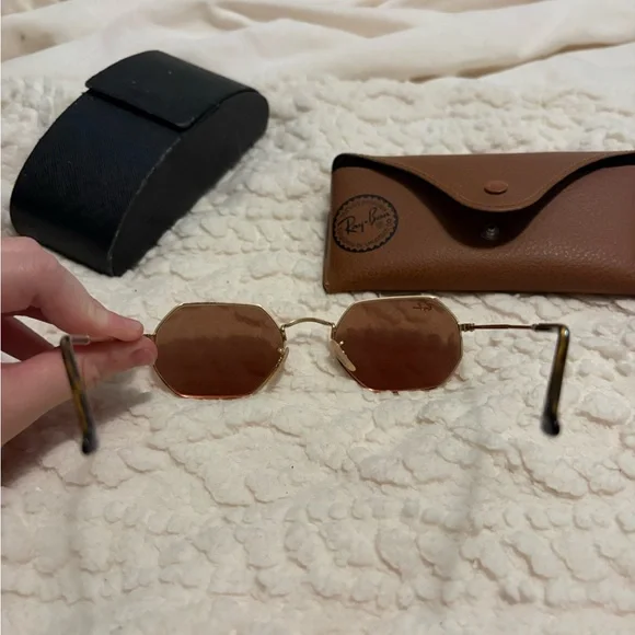 Ray-Ban Gold Frame Sunglasses with Rose Lenses - Picture 3 of 5